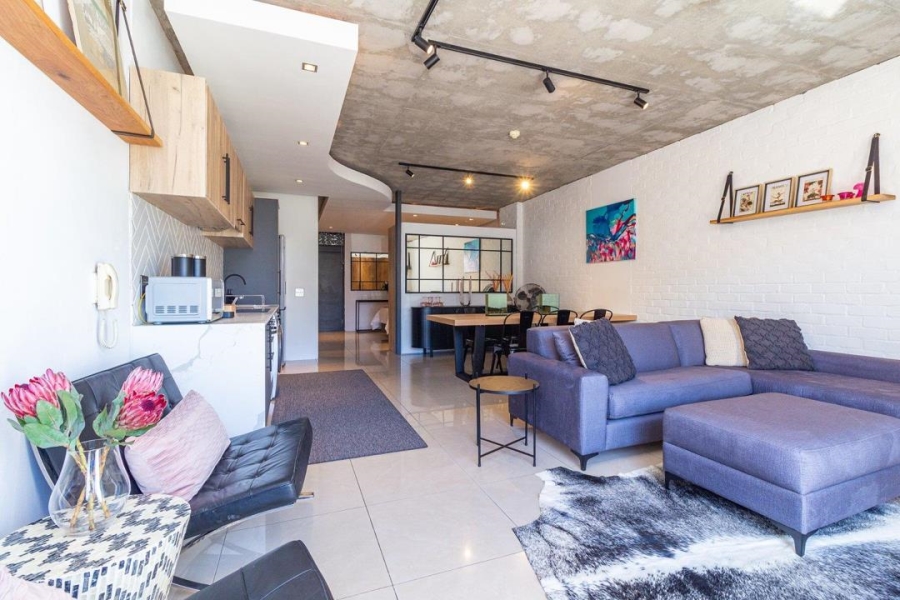 1 Bedroom Property for Sale in De Waterkant Western Cape